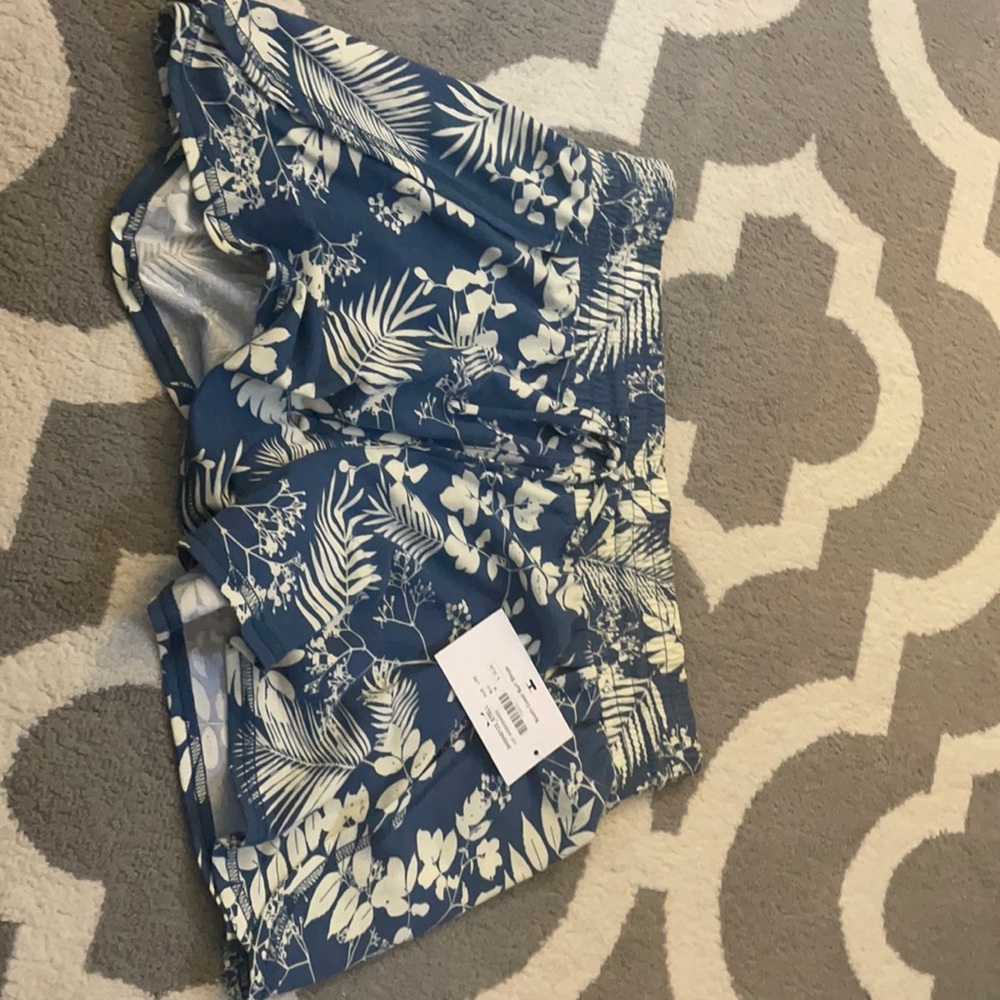 size medium blue and white hurley shorts